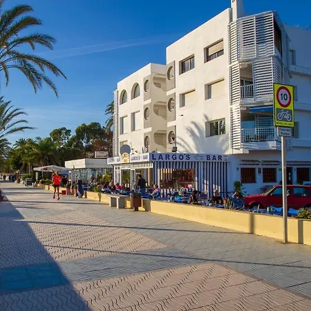 Apartment Los Pinos *
