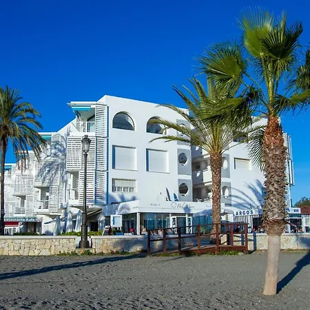 Los Pinos Apartment *